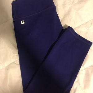 Fabletics purple crop low rise leggings size 4